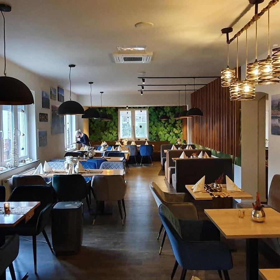 Rhoenblick Landhotel - Restaurant - Countrypub Petersberg  Εξωτερικό φωτογραφία