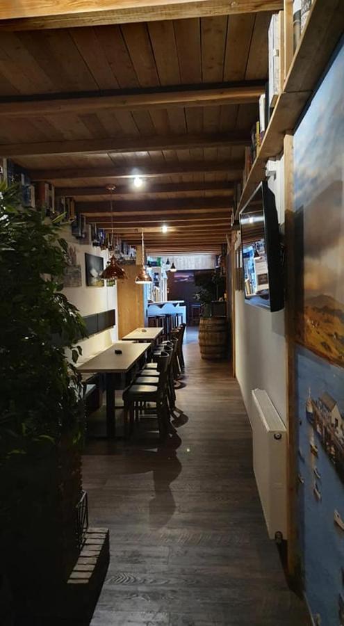 Rhoenblick Landhotel - Restaurant - Countrypub Petersberg  Εξωτερικό φωτογραφία